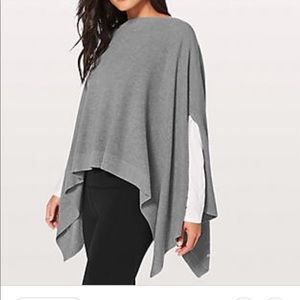 LuluLemon On the Go poncho in grey — one size